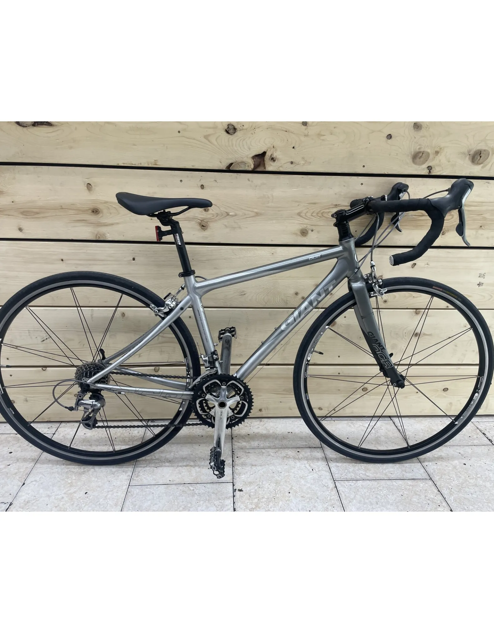 Vélo de route usagé Giant XS - 12700