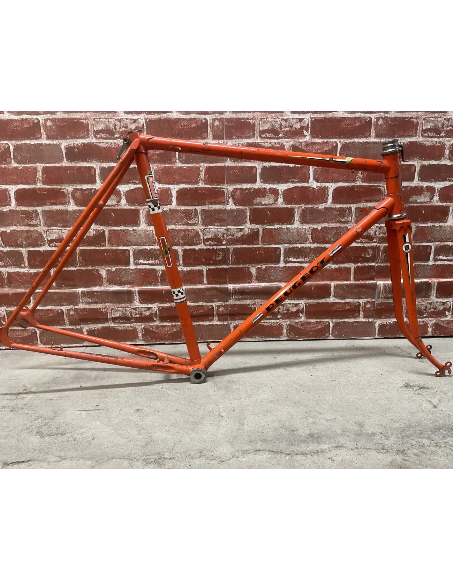 Cadre de vélo de route usagé Peugeot 21.5'' - 12885