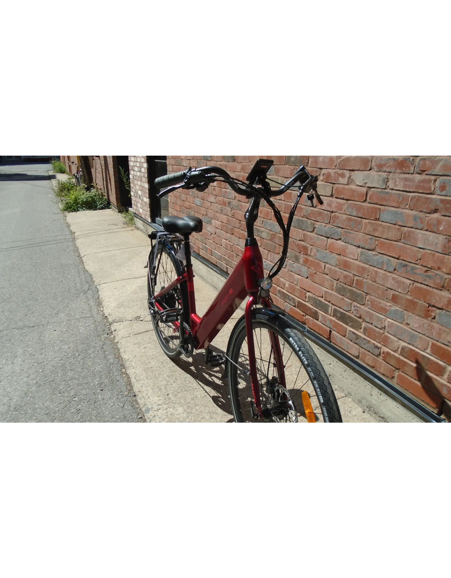 Damco E-CRUISE + 500, LOW STEP (15'' ROUGE)